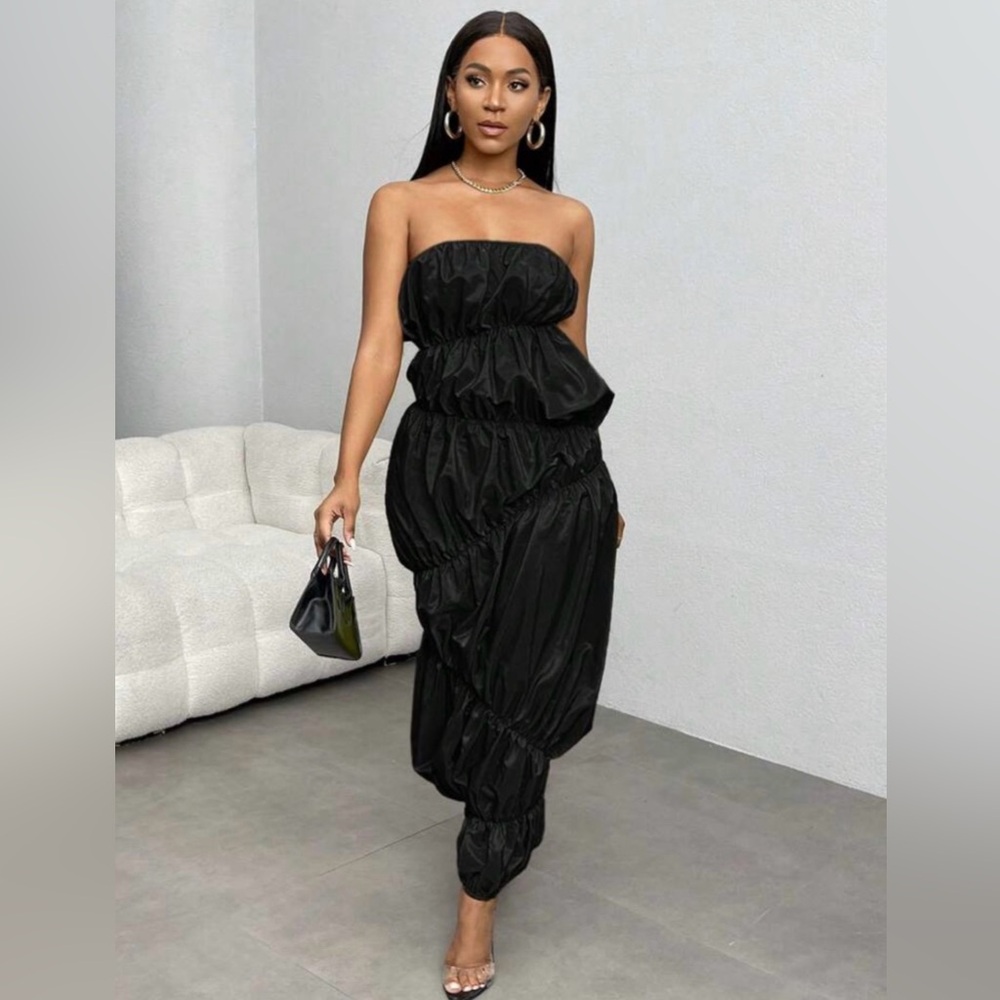 Elegant Black Solid Ruched Strapless Tube Dress